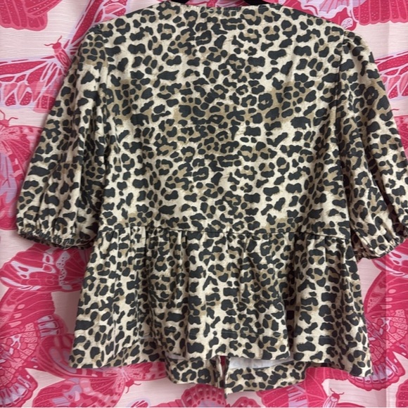 Leopard Top - Picture 3 of 4